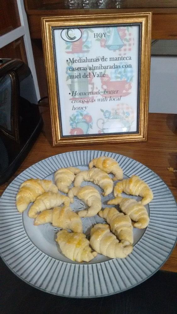 Cheltum Hotel Trelew Buitenkant foto